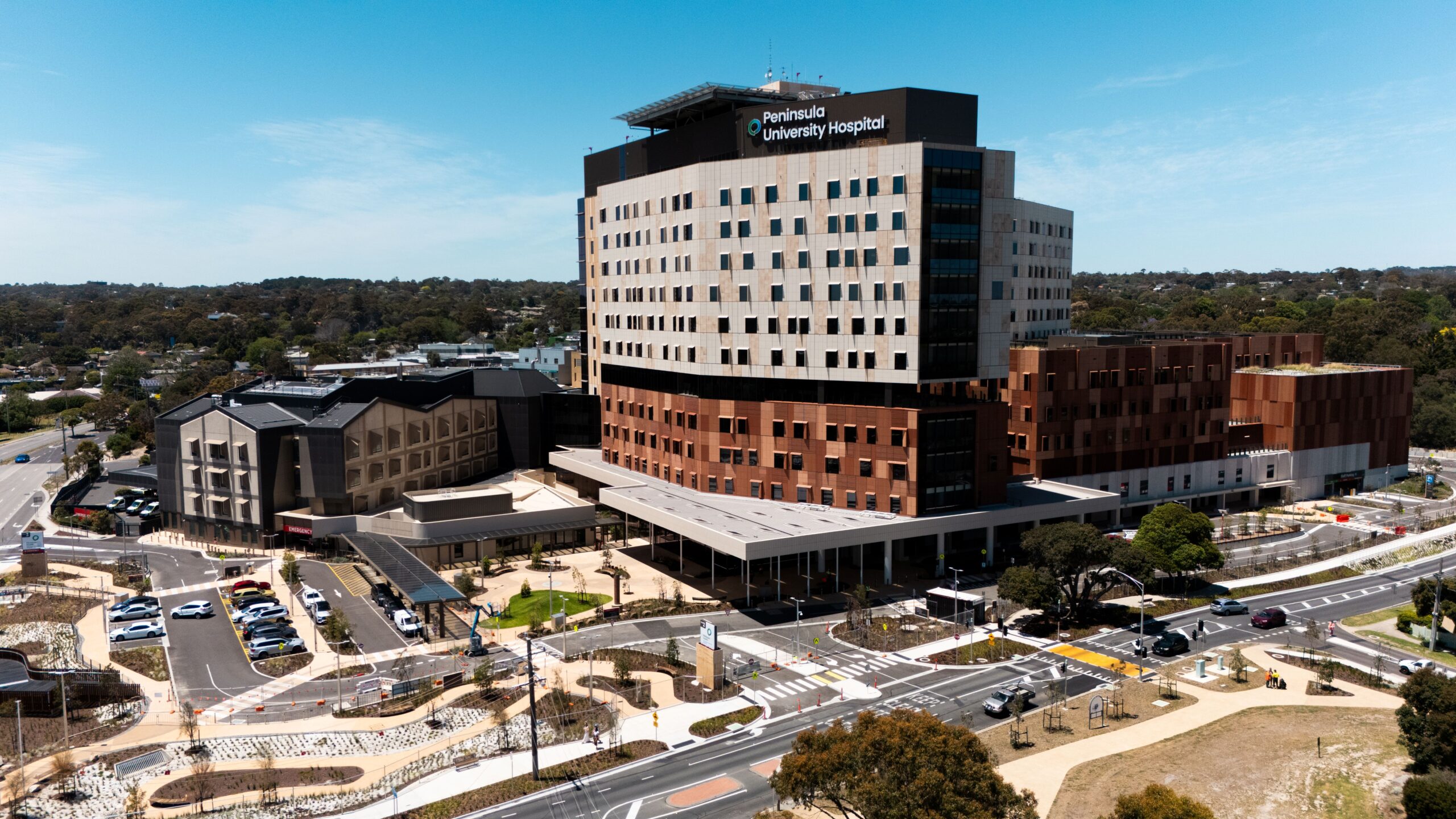 Peninsula University Hospital – Frankston - cladding - carpentry casello