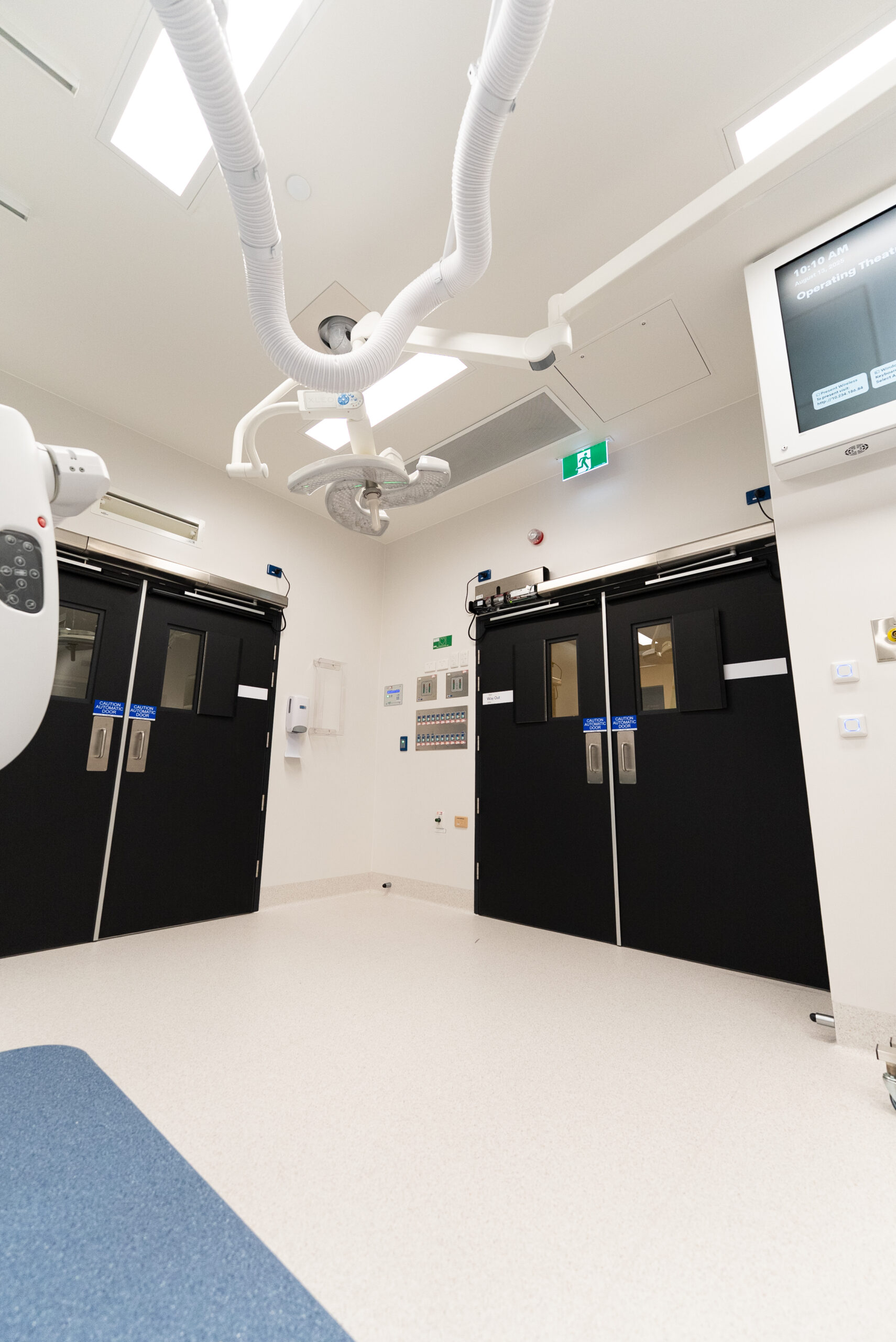 Casello is the leading carpentry company collaborating with the nation’s largest builders, specialising in all door systems including fire-rated, acoustic, and performance door assemblies, structural timber and lightweight framing, hard landscaping, feature wall & ceiling linings, and specialist hardware & sanitary fixtures. We deliver high-quality, fit-for-purpose commercial carpentry on projects across multiple sectors in Victoria and South Australia.